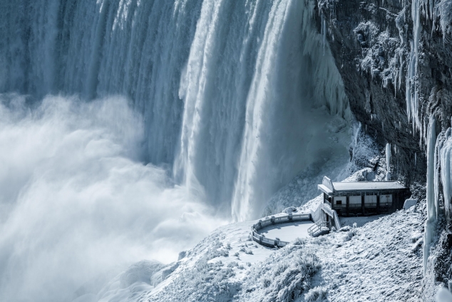 Niagara Falls by Ed Norton
