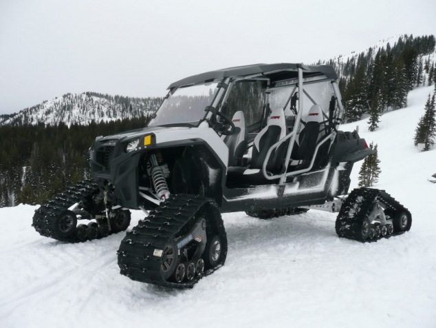 Polaris RZR XP 4 with Camoplast Tatou 4s tracks