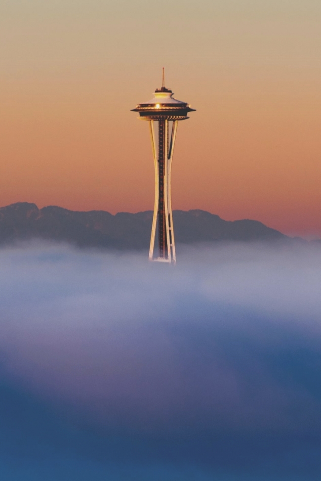 Seattle's Space Needle takes off [photo]