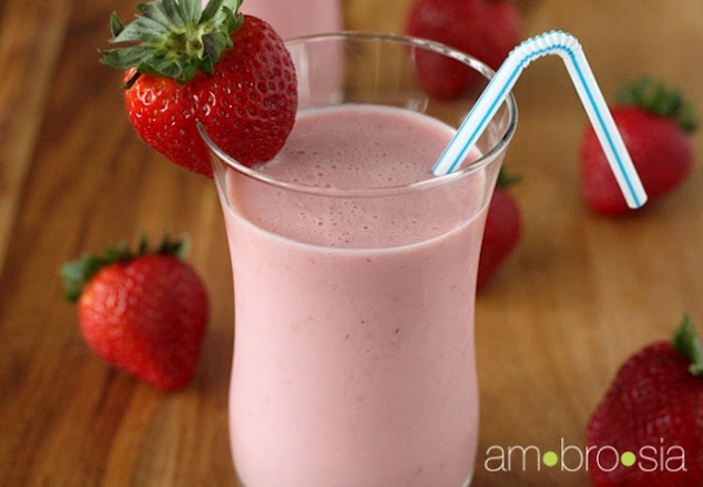 Strawberry Lassi - Image 2