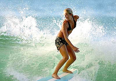 Surfer girl Bethany Hamilton - Image 2