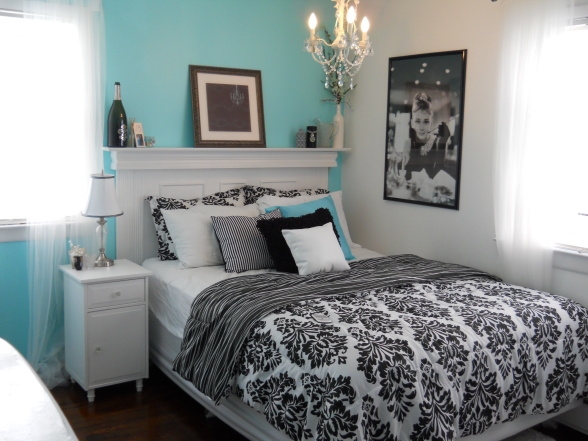 Tiffany inspired bedroom - Image 2