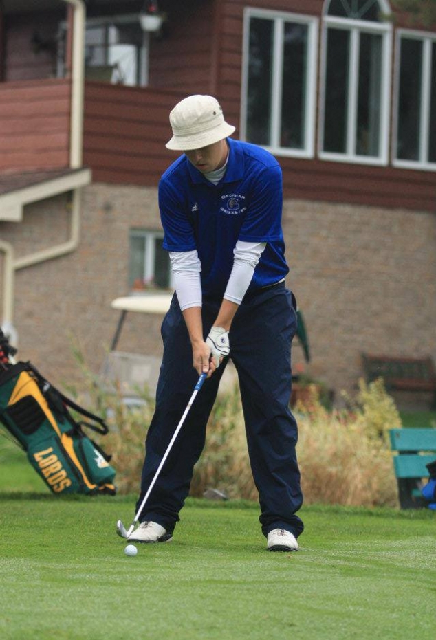 Tiger Woods - Greatest Golfer - FaveThing.com