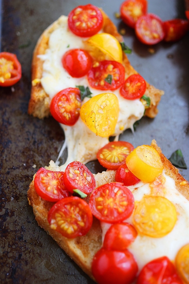 Warm tomato & mozzarella bruschetta