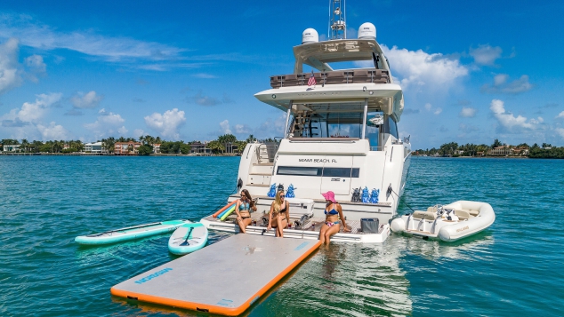 Why you should rent a boat in Miami!